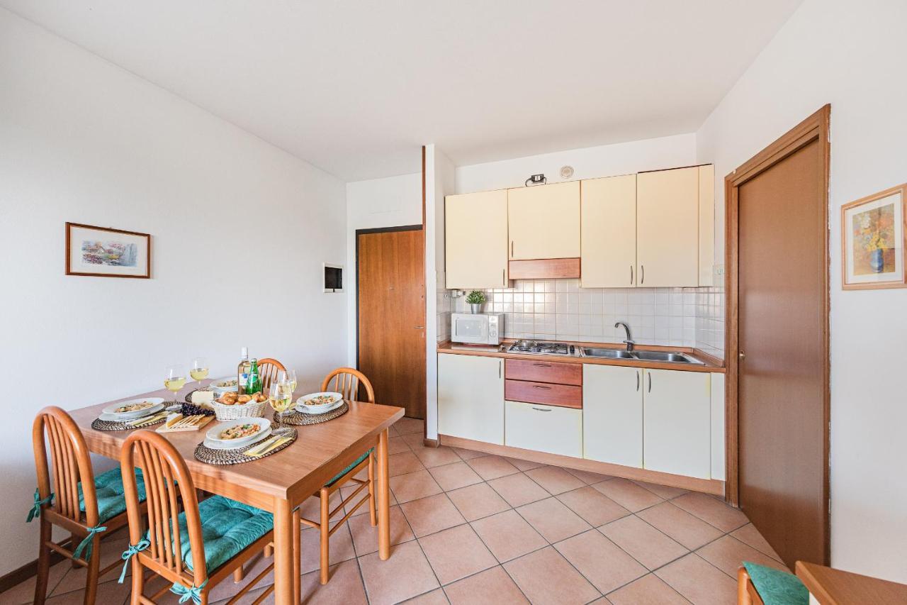 Condominio Del Sole P1-137 By Wonderful Italy Sirmione Exterior photo